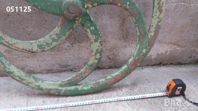 масивно възрожденско чигунено колело , снимка 4 - Антикварни и старинни предмети - 50659927