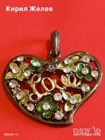 Висулка с форма сърце ❤️ с емайлирани цветя, кристали и надпис LOVE 52204, снимка 5 - Колиета, медальони, синджири - 52547912