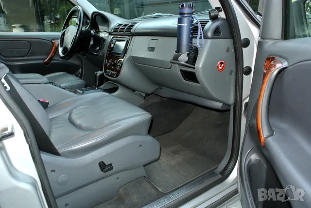 Mercedes-Benz ML 320 ГАЗ*AMG*NAVI* , снимка 12 - Автомобили и джипове - 55931974