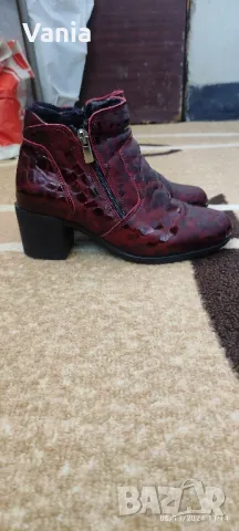 Зимни лачени боти, снимка 3 - Дамски боти - 47860932