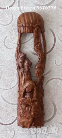 Пано за стена-дърворезба-"Богородица с младенеца", снимка 1