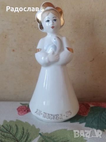 СССР статуетка Момиче с гълъб ЗиК