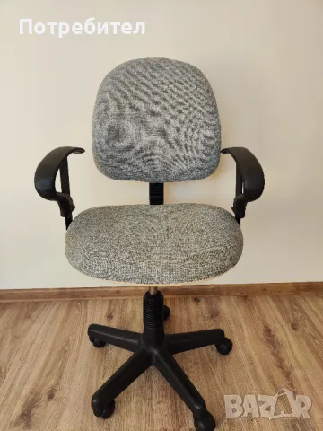 Детски стол за бюро 85-100см., снимка 1