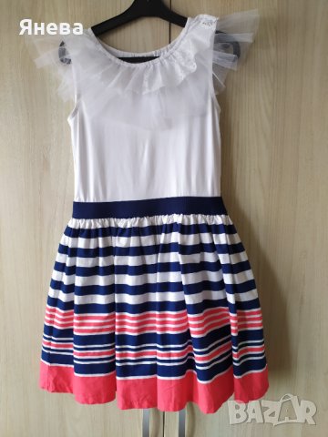 Детска рокля LC Waikiki,9-10 г., 134-140 см. , снимка 2 - Детски рокли и поли - 40164018