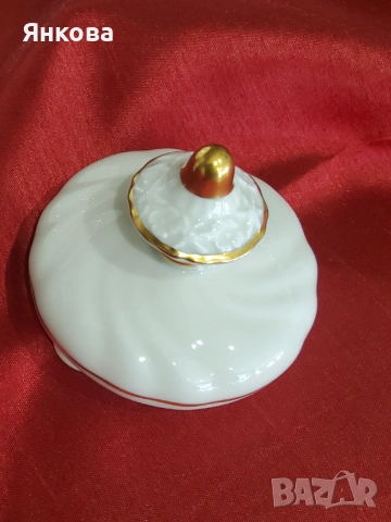 Комплект чайник и плато Jlmenau , снимка 7 - Антикварни и старинни предмети - 53602836