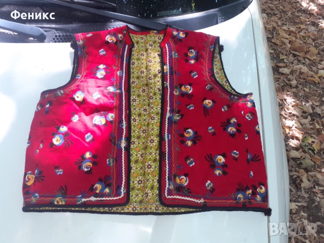 Старо червено шарено елече елек за народна носия, снимка 10 - Антикварни и старинни предмети - 51487702