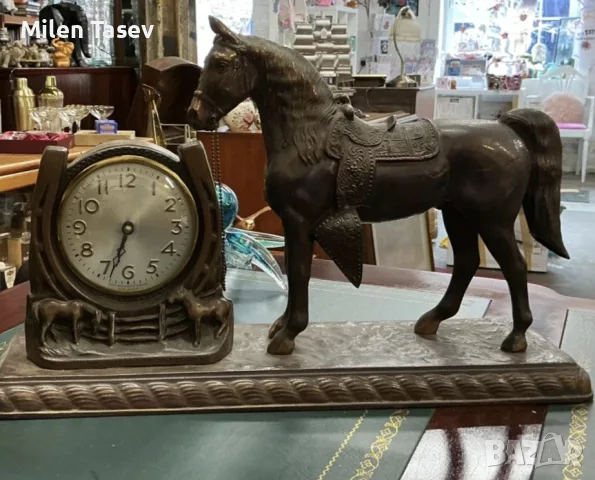 🐎 Старинен декоративен часовник с кон – за реставрация Продавам красив винтидж часовник , снимка 2 - Стенни часовници - 56187333