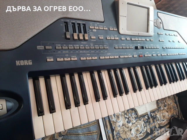 продавам корг па800 в отлично състояние по клавира сичко си работи 256рм има една забележка в диспле, снимка 3 - Други - 52034398