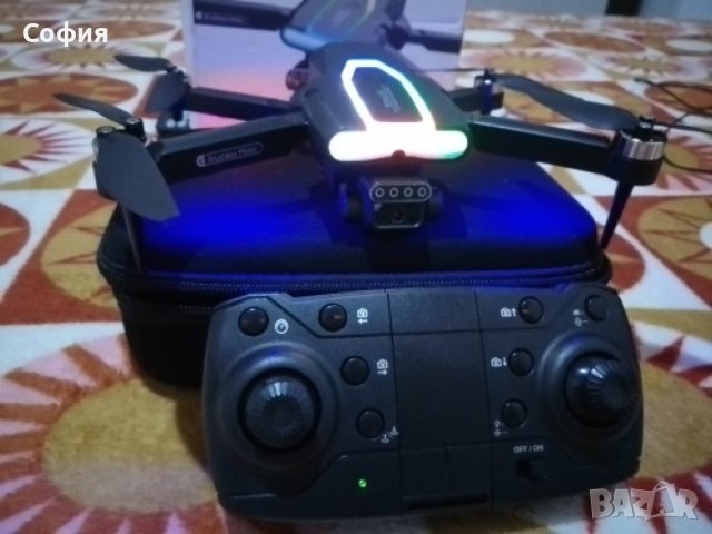 WIFI FPV професионален мини RC сгъваем дрон , снимка 18 - Дронове и аксесоари - 44479956