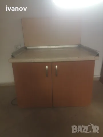 продавам шкафчета 