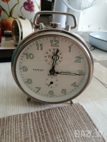 Ретро, немски часовник, будилник PETER, снимка 2 - Антикварни и старинни предмети - 50836833