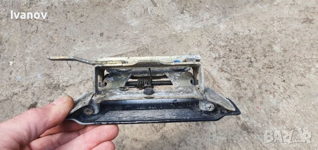 Външна дръжка лява шофьорска врата бмв е30 купе , снимка 6 - Части - 40526270