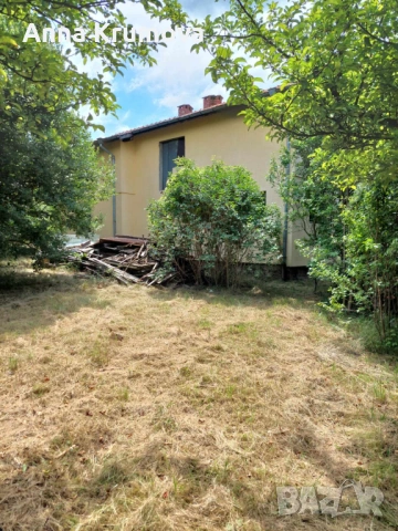 Къща с голям двор в с Туден, община Годеч, Софийска област , снимка 4 - Къщи - 53439466