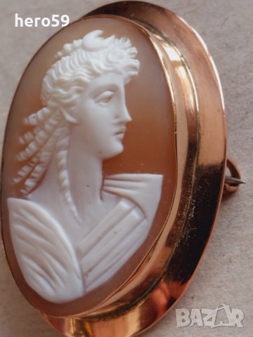 Златна камея,злато 9 карата, снимка 2 - Колиета, медальони, синджири - 42523871