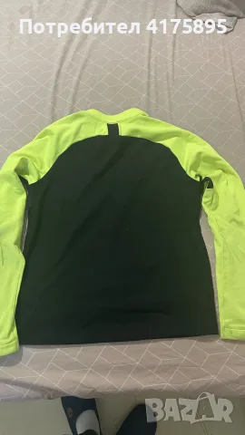 Оригинална блуза на марката Nike, снимка 3 - Блузи - 56120426