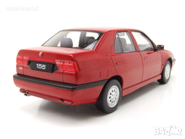 Alfa Romeo 155 1996 - мащаб 1:18 на Triple9 моделът е нов в кутия, снимка 2 - Колекции - 51197503