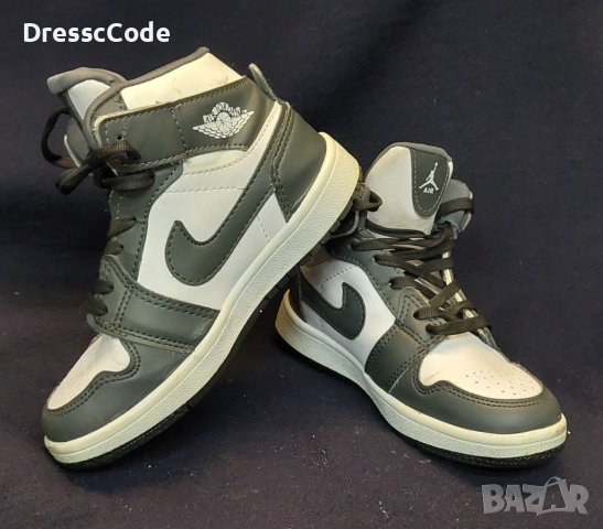 Детски маратонки Nike Air Jordan, снимка 5 - Детски маратонки - 52616621