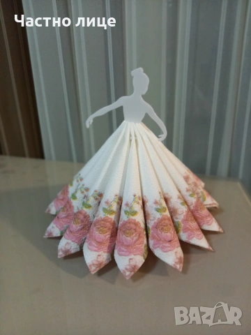 Порцеланов комплект с котки + подарък , снимка 7 - Чинии - 41143439