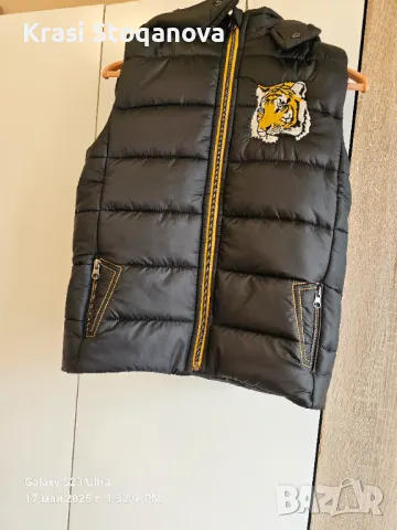 Детски Елек с Качулка за Момче / Момче до 9 / 10 г., снимка 2 - Детски якета и елеци - 50323476