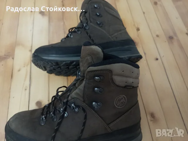 Туристически обувки Lowa номер 45, снимка 4 - Мъжки боти - 56217213