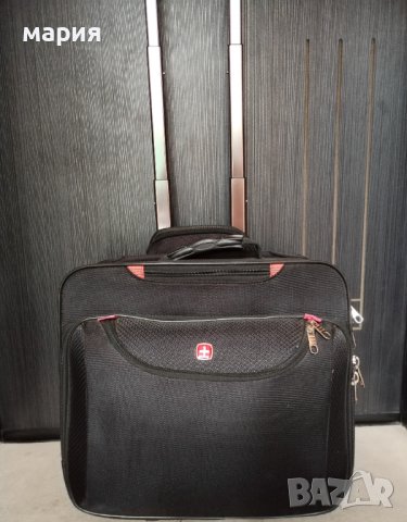 Компактен куфар за стюард/еса с, снимка 1 - Куфари - 41705729