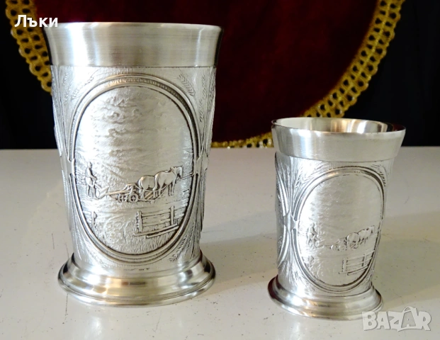 Калаена чаша за вино,ракия,релефни селски картини. , снимка 2 - Антикварни и старинни предмети - 53773102