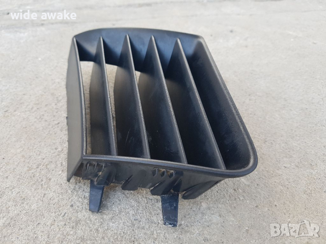 Радиаторна решетка Seat Ibiza / Cordoba, снимка 3 - Части - 36486542