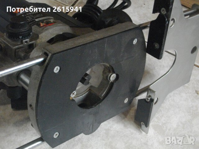 1300W-Bosch PHO2000/1050W-Top Craft-Дърводелска Оберфреза-Хол/КНР-Почти Нови-ОТЛИЧНИ-Ход 50мм-ф6/8мм, снимка 17 - Други инструменти - 40203716