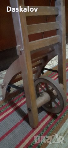 Продавам декоративна дървена поставка за саксия, снимка 4 - Градински мебели, декорация  - 39229443