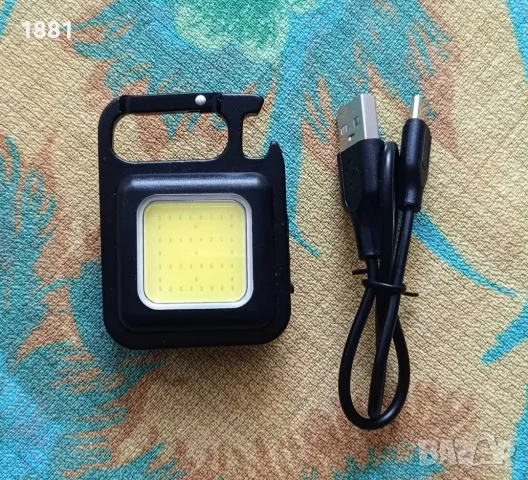 Мини работна лампа с вградена батерия 5W. Нова.