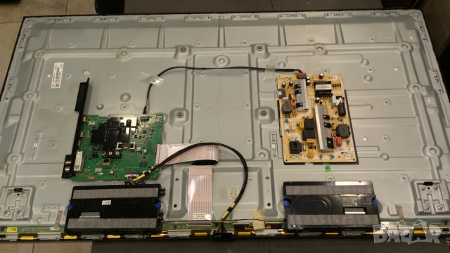 SAMSUNG-UE50TU8072U, снимка 4 - Телевизори - 39789733