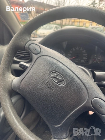 Продавам Hyundai Accent 1,3i, снимка 6 - Автомобили и джипове - 53809512