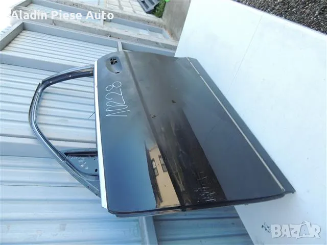 Предна лява врата Mercedes C-Class W204 година 2007 2008 2009 2010 2011 2012 2013 2014 , снимка 2 - Аксесоари и консумативи - 50439860