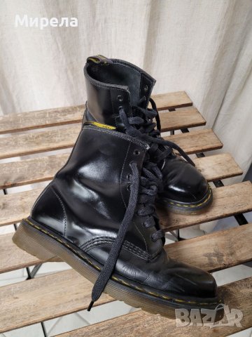 Dr Martens черни кубинки 8 дупки- 40 номер, снимка 14 - Дамски боти - 39600149