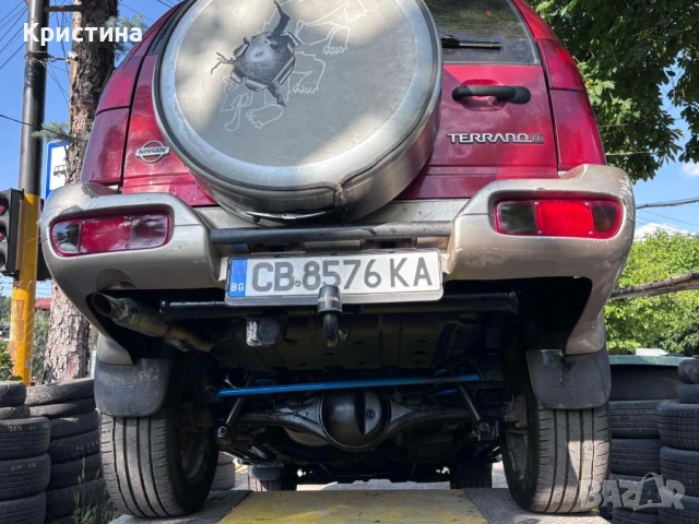 Нисан Терано , снимка 10 - Автомобили и джипове - 52500662