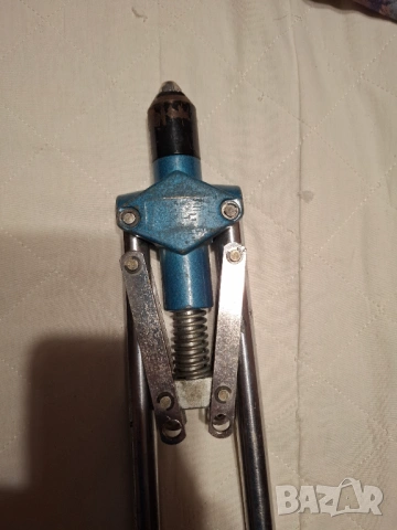 Лостова нитачка, снимка 2 - Други инструменти - 53076902