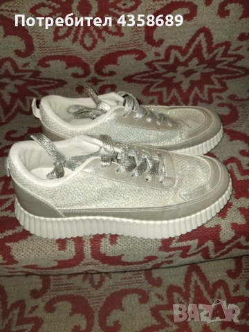 Дамска обувки , снимка 2 - Дамски ежедневни обувки - 53036676