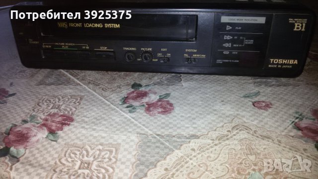 VHS PLAYER TOSHIBA, снимка 1 - Плейъри, домашно кино, прожектори - 44400177