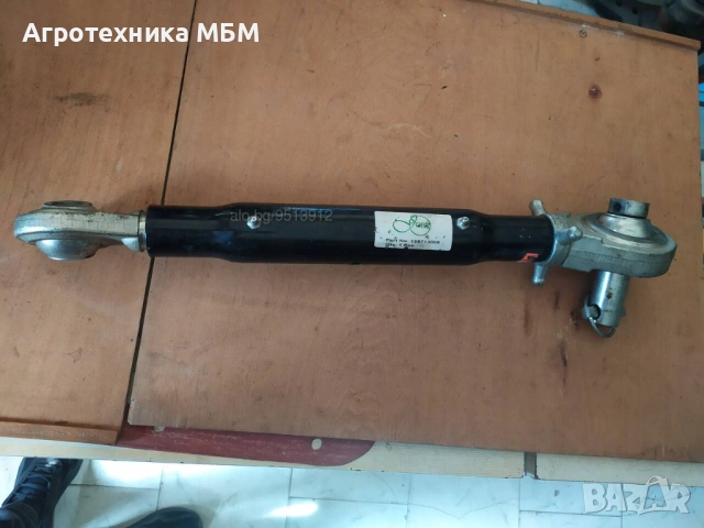 Винт централен кат № 128713008