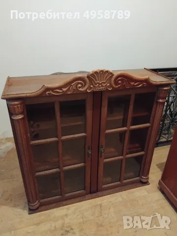 Продавам холандска витрина втора ръка