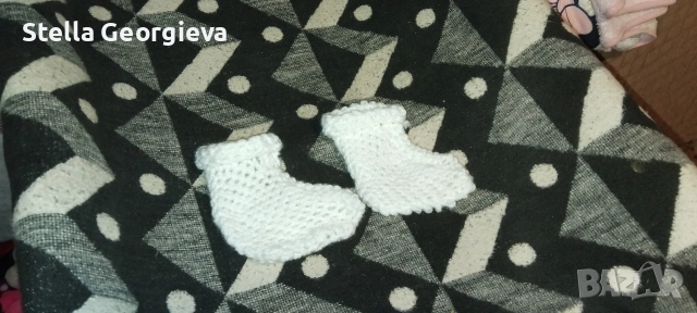 Продавам чорапчета