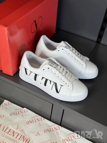 унисекс маратонки valentino garavani 