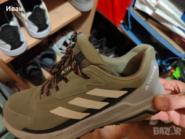 Изключително запазени Adidas Terrex, снимка 2 - Маратонки - 56074907