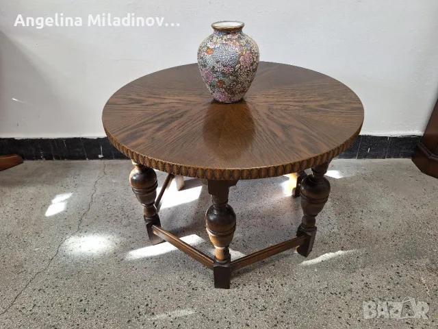 маса за всекидневна с богата дърворезба 