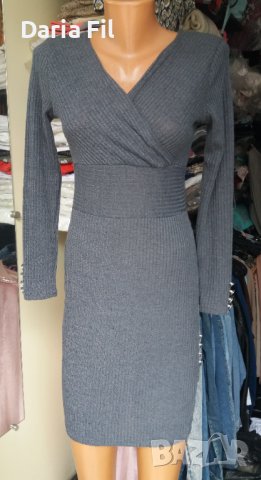 Рокля по тялото в цвят графит от много еластично трико тип фино плетиво рипс