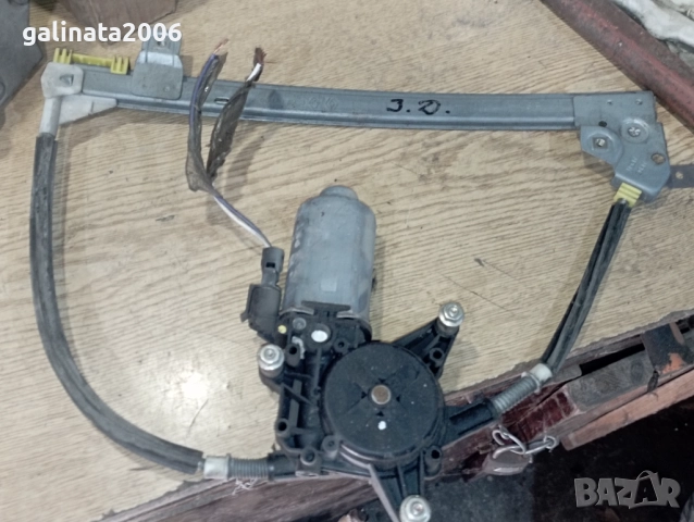 Заден десен ел. механизъм от  стъкло-Рено Сценик