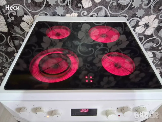 Стъклокерамична Готварска Печка Gorenje, снимка 13 - Печки, фурни - 55944108