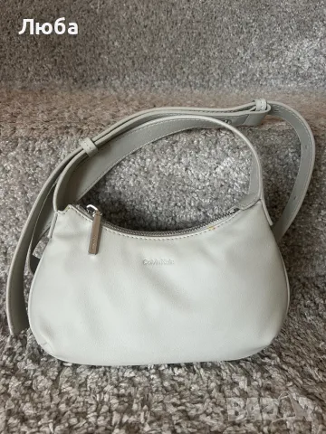 Малка чанта за рамо Calvin Klein