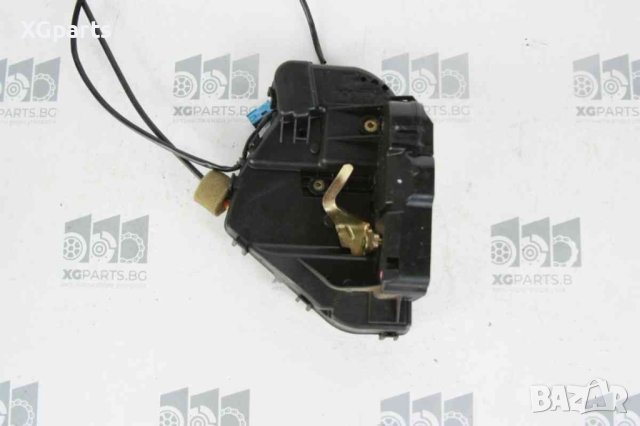 Брава врата задна дясна за Mercedes C-class W203 (2000-2007), снимка 2 - Части - 41527299