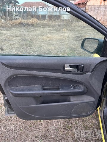 Продавам Ford Focus 1.4 i 2005г цяла или на части , снимка 8 - Автомобили и джипове - 44210342